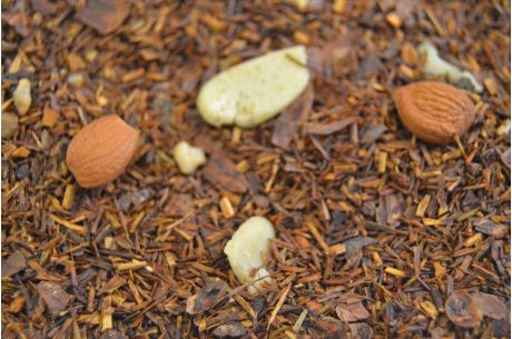 Nougat - Zwetschke - Haselnuss